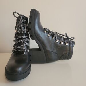 Marc Fisher NEW Y2K LTD Kini Black Lace Up Block Heel Ankle Booties in 7.5 Chunk